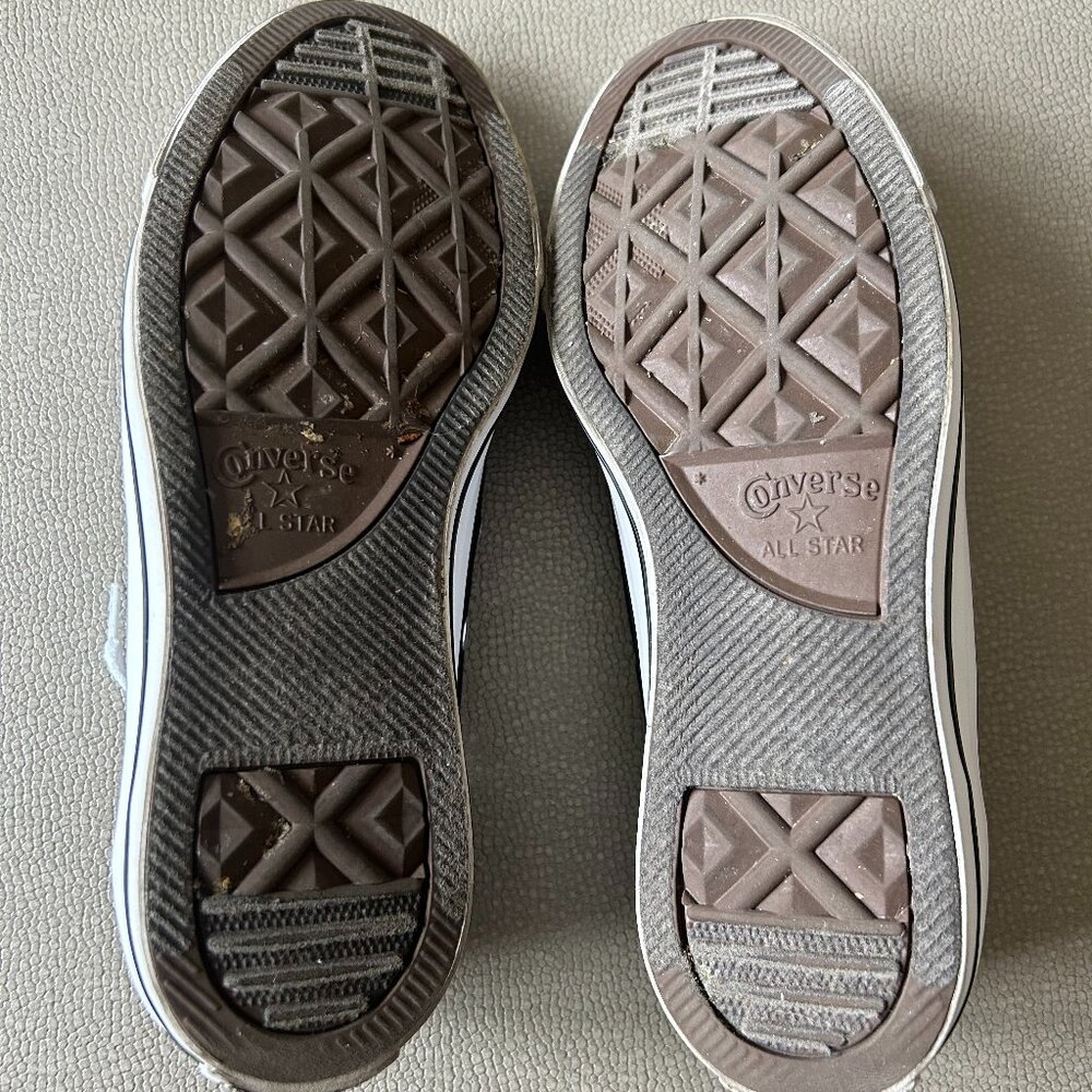 Converse Chuck Taylor All Star Low Top Sneaker - Picture 4 of 4
